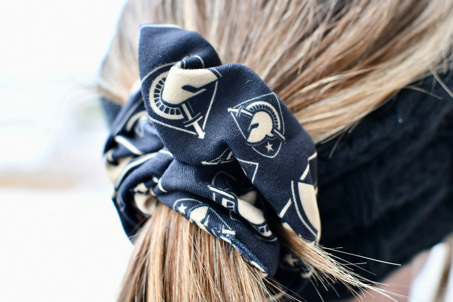 WP Athena Scrunchie