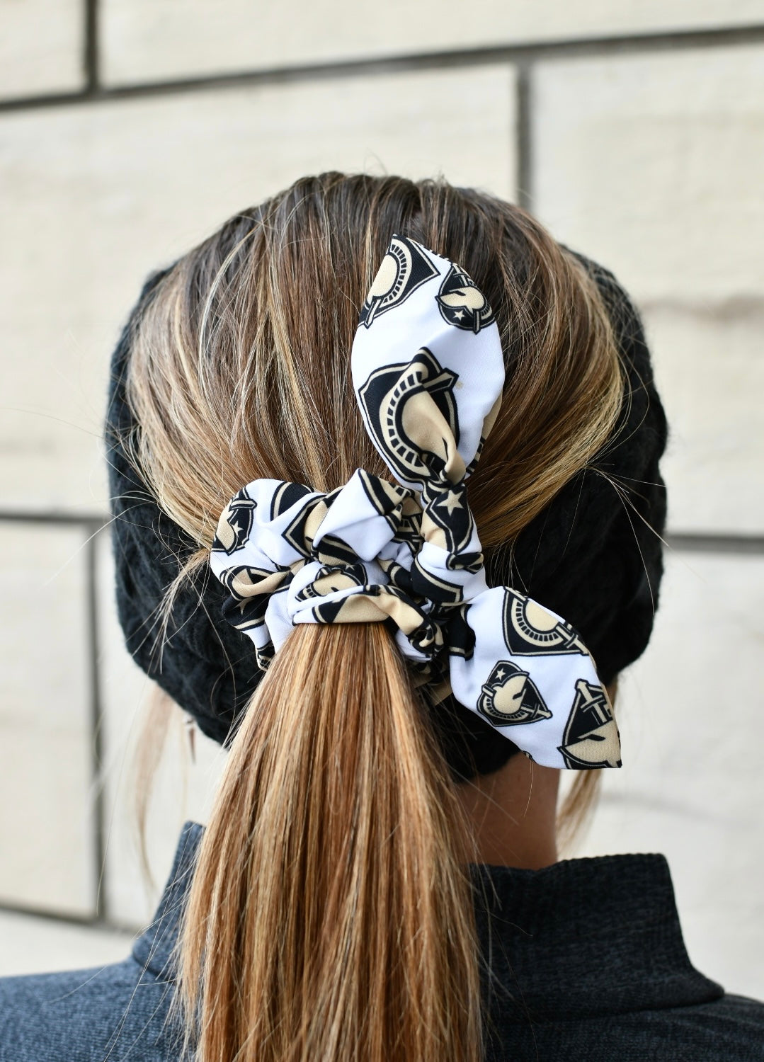 WP Athena Knot Scrunchie